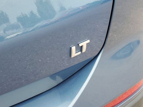 Used 2024 Chevrolet Equinox LT w/ LPO, Floor Liner Package FWD image 33