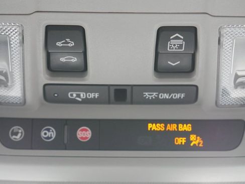 Used 2020 GMC Terrain SLT w/ Preferred Package image 28