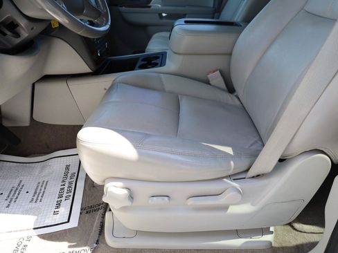Used 2013 Chevrolet Tahoe LT RWD image 7