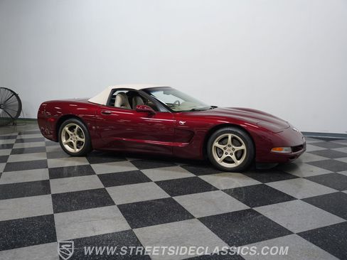 Used 2003 Chevrolet Corvette Convertible w/ Preferred Equipment Group1 RWD image 15