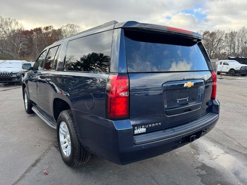 Used 2018 Chevrolet Suburban LS image 3