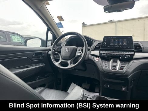 Used 2025 Honda Odyssey EX-L image 16