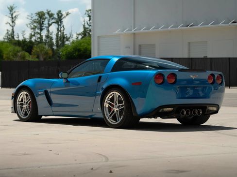 Used 2008 Chevrolet Corvette Z06 w/ Preferred Equipment Group RWD image 10