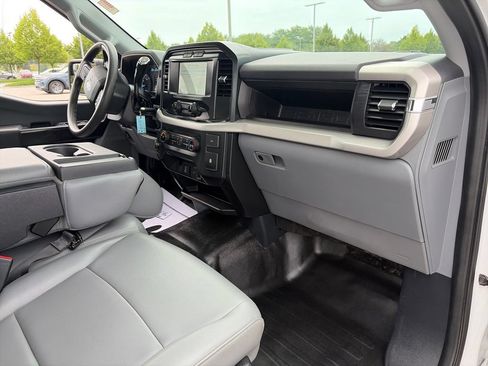 Used 2022 Ford F150 XL w/ Equipment Group 101A High AWD/4WD image 9