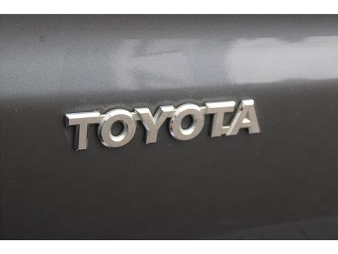 Used 2004 Toyota 4Runner Sport AWD/4WD image 30