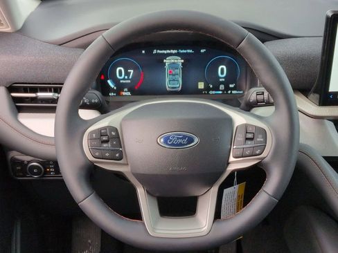 New 2026 Ford Explorer Active w/ Active Comfort Package image 25