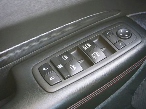 Used 2022 Dodge Durango R/T image 28