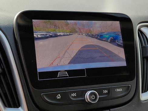 Used 2024 Chevrolet Malibu LT image 18