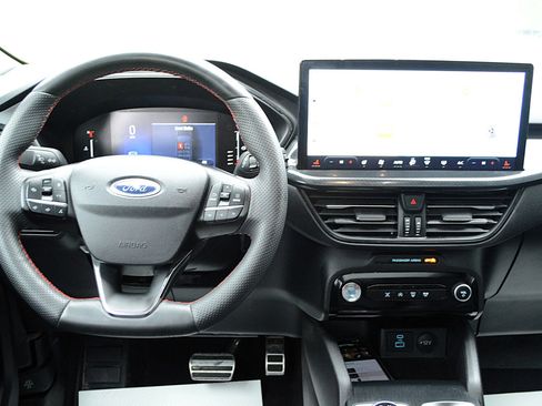 Used 2023 Ford Escape ST-Line w/ Tech Pack #1 image 19