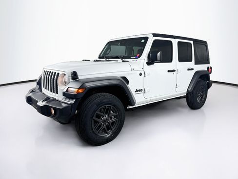 Used 2024 Jeep Wrangler Unlimited Sport AWD/4WD image 4