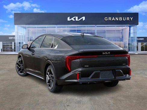 New 2025 Kia K4 GT-Line image 5
