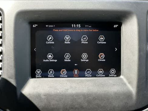 Used 2018 Jeep Compass Latitude w/ Popular Equipment Group AWD/4WD image 12