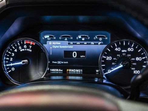 Used 2019 Ford F250 Lariat w/ Lariat Value Package image 17