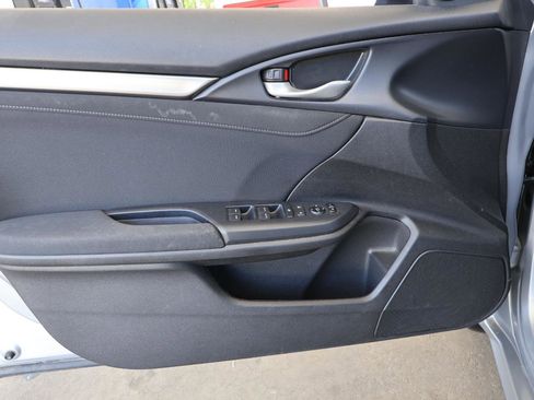 Used 2019 Honda Civic EX image 32