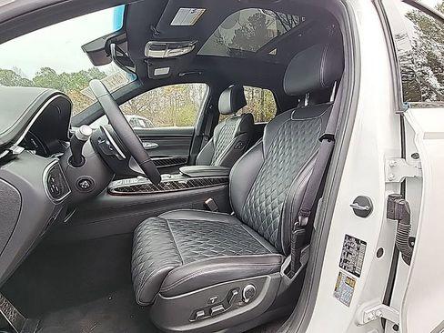 Used 2025 Genesis GV70 3.5T Sport w/ Sport Prestige Package image 6