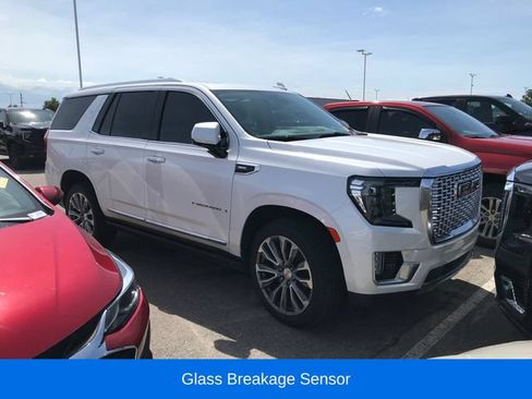 Used 2021 GMC Yukon Denali w/ Denali Premium Package AWD/4WD image 10