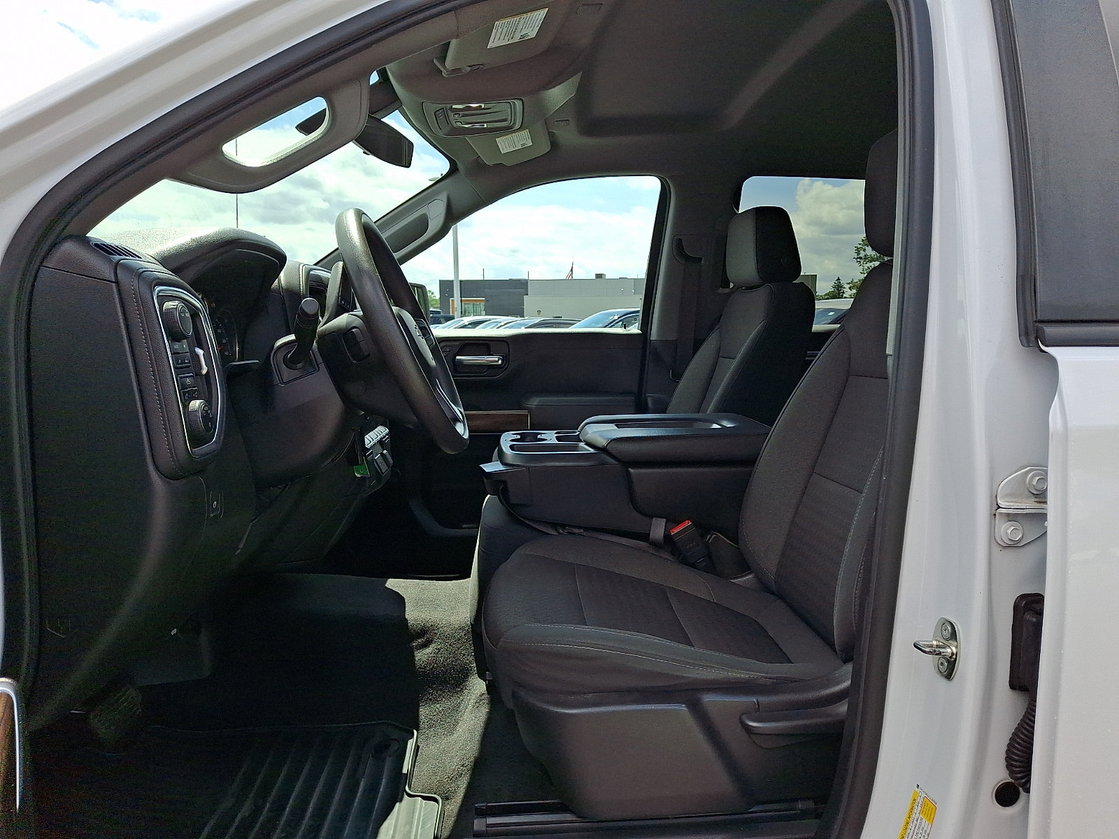 Used 2020 Chevrolet Silverado 1500 LT AWD/4WD image 13