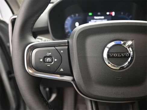New 2025 Volvo XC40 B5 Core w/ Protection Package Premier image 15