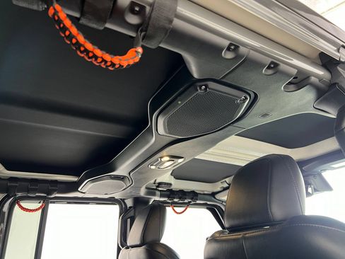 Used 2020 Jeep Wrangler Unlimited Rubicon AWD/4WD image 26