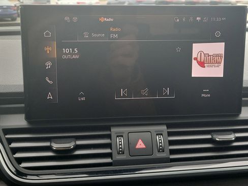 Used 2024 Audi Q5 2.0T Prestige w/ Prestige Package image 24