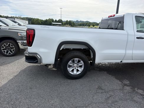 Used 2025 GMC Sierra 1500 Pro w/ Pro Value Package AWD/4WD image 4