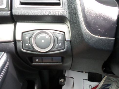 Used 2019 Ford Explorer XLT w/ Equipment Group 202A image 28