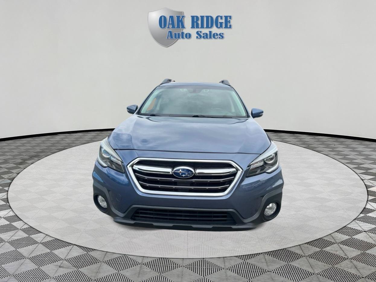 Used 2018 Subaru Outback 2.5i Limited AWD/4WD image 2