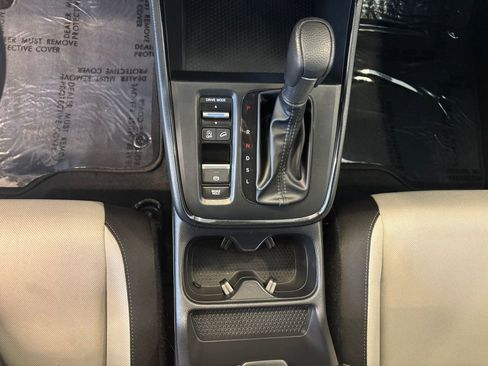 Used 2024 Honda CR-V EX image 19