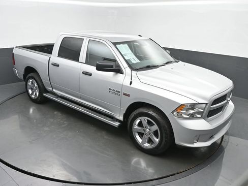 Used 2018 RAM 1500 Express w/ Express Value Package AWD/4WD image 42
