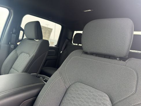 New 2026 RAM 1500 Big Horn AWD/4WD image 28