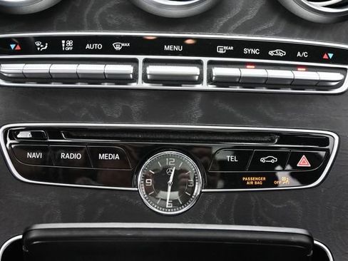 Used 2017 Mercedes-Benz C 300 4MATIC Sedan image 23