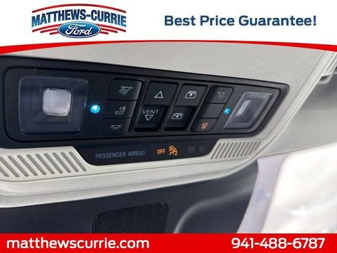 Certified 2025 Ford Expedition Max Platinum image 24