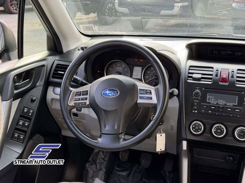 Used 2014 Subaru Forester 2.5i image 22