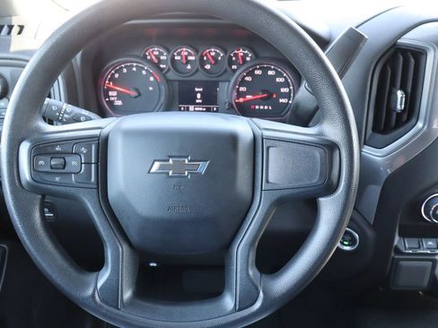 Used 2025 Chevrolet Silverado 1500 Custom Trail Boss AWD/4WD image 8