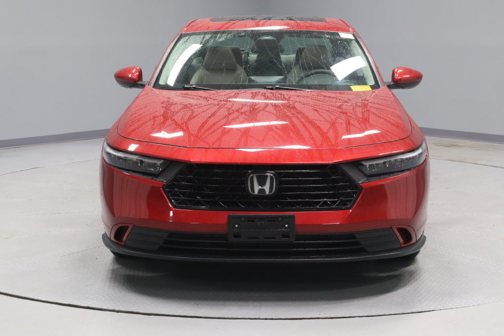 Used 2023 Honda Accord EX image 2