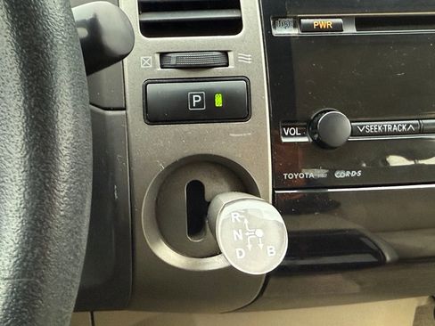 Used 2005 Toyota Prius image 16