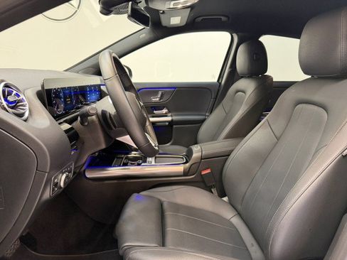 Certified 2025 Mercedes-Benz GLA 250 image 6