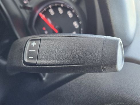 Used 2022 Chevrolet Silverado 1500 Custom image 21