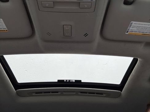 Used 2015 Chevrolet Sonic LT FWD image 14