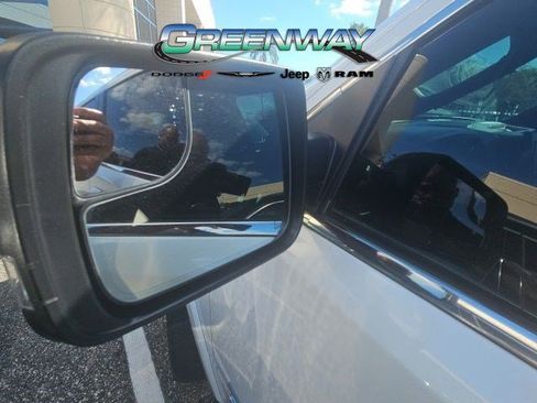 Used 2019 RAM 1500 Limited image 9