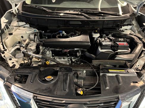 Used 2019 Nissan Rogue SV w/ Premium Package AWD/4WD image 23