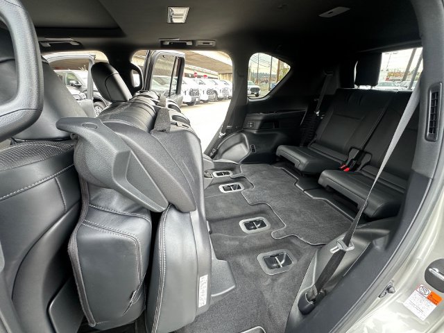 Used 2022 Lexus LX 600 4WD w/ Luxury Package image 51