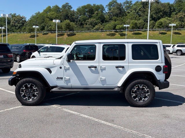 New 2027 Jeep Wrangler Unlimited Sahara AWD/4WD image 4