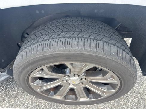 Used 2019 Chevrolet Tahoe LT RWD image 8