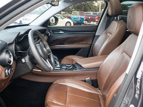 Used 2019 Alfa Romeo Stelvio w/ Nero Edizione RWD image 24