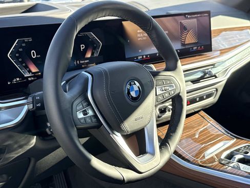 New 2026 BMW X5 xDrive50e w/ Premium Package AWD/4WD image 2
