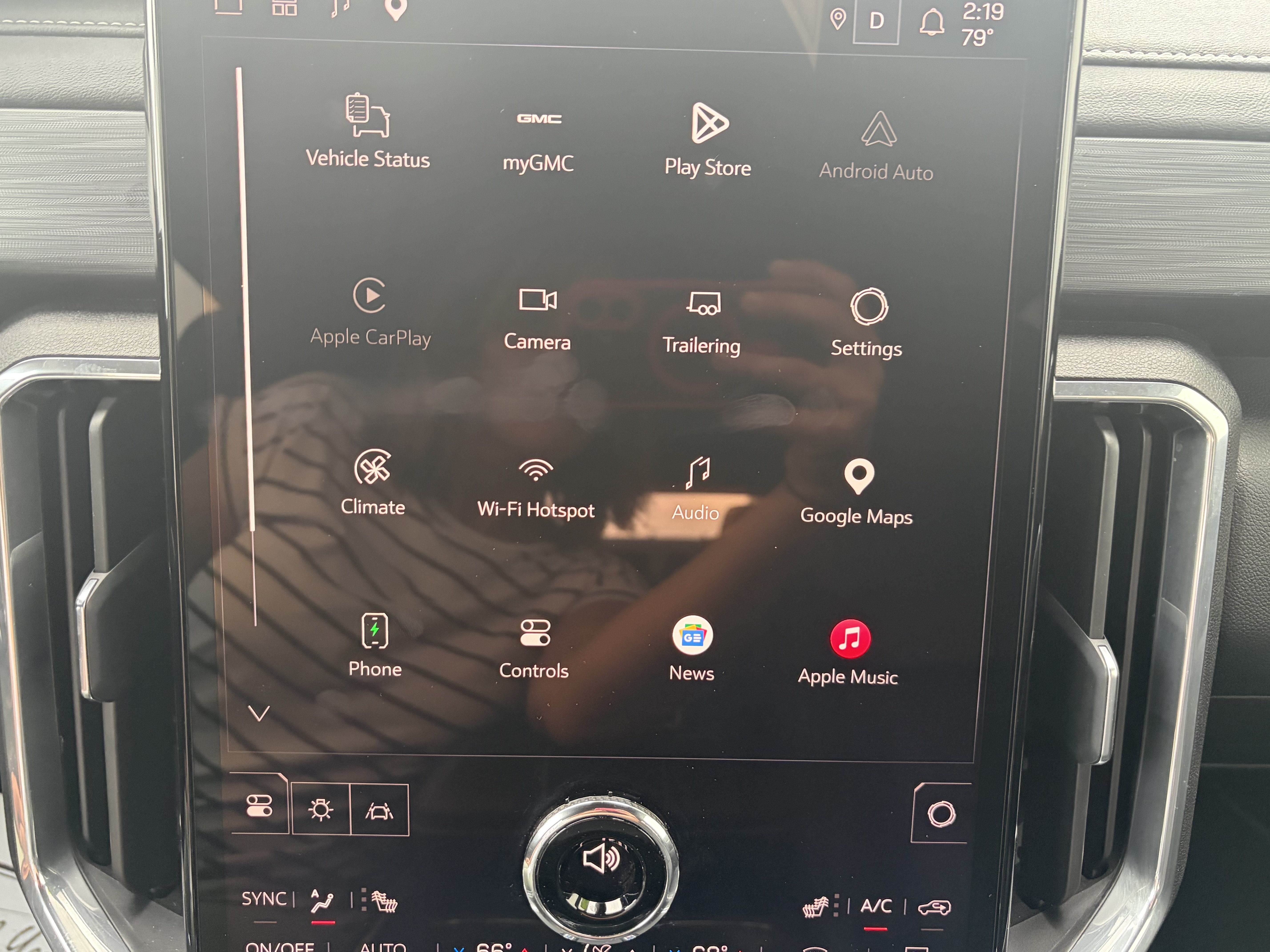 Used 2026 GMC Acadia Elevation w/ Elevation Premium Package FWD image 19