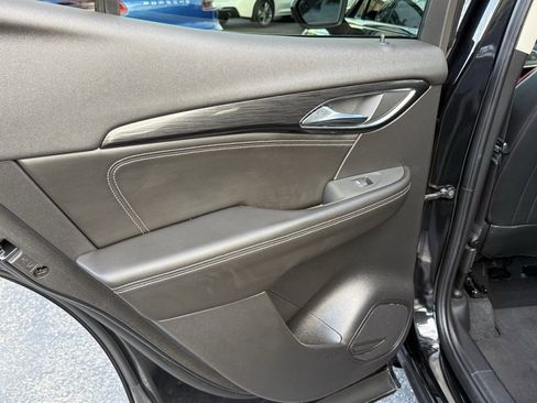 Used 2023 Buick Envision Essence w/ Sport Touring Package image 25