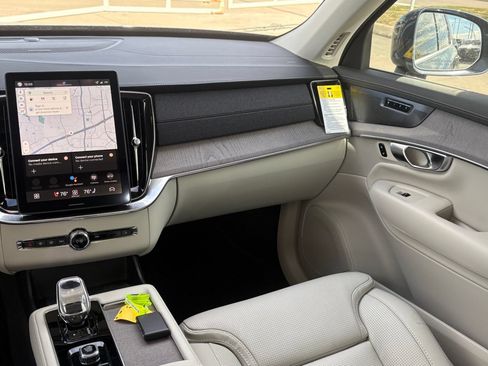 New 2026 Volvo XC90 B6 Ultra w/ Protection Package Premier AWD/4WD image 13