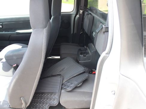 Used 2011 Chevrolet Colorado LT w/ Power Convenience Package RWD image 7